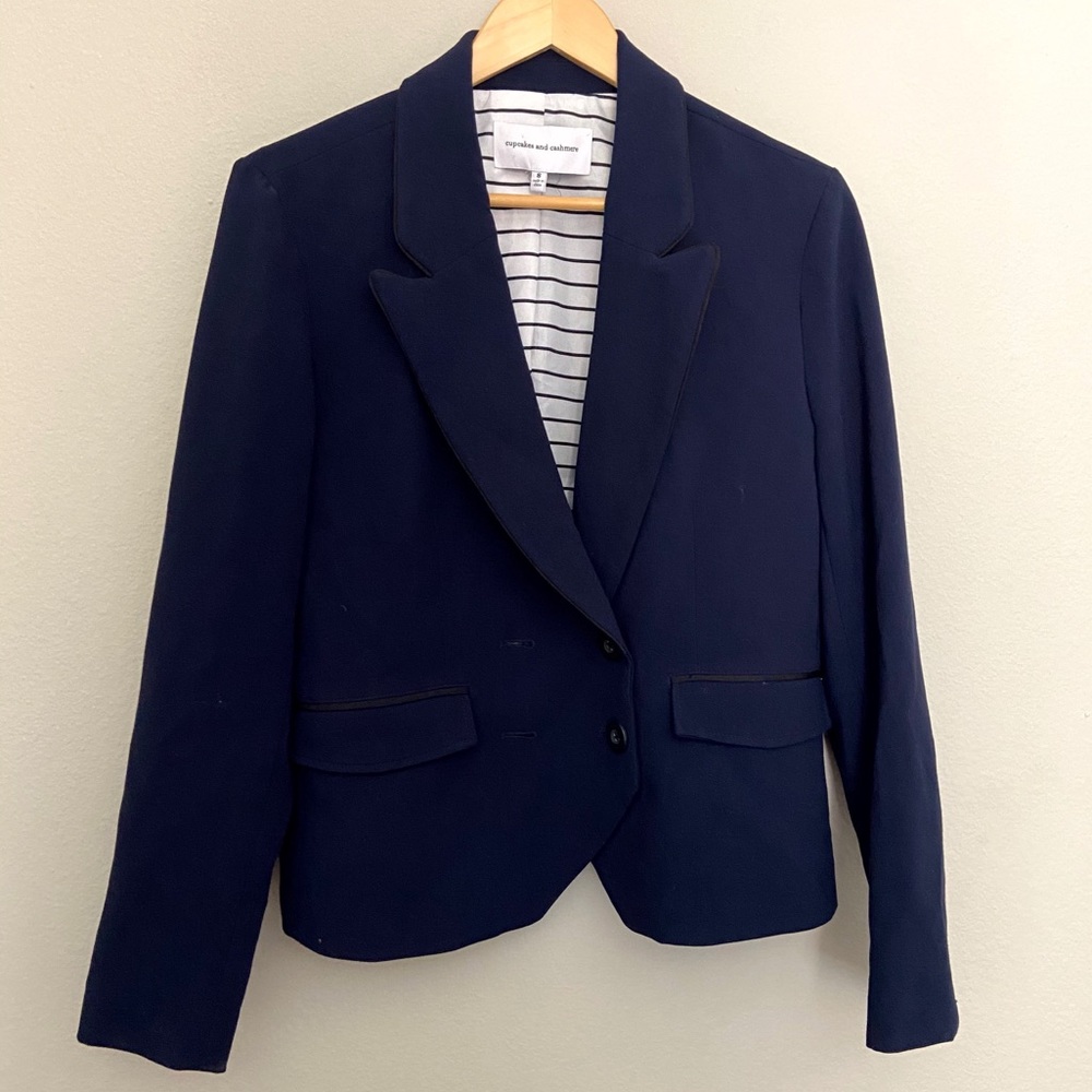 cupcakes & cashmere Navy Blazer